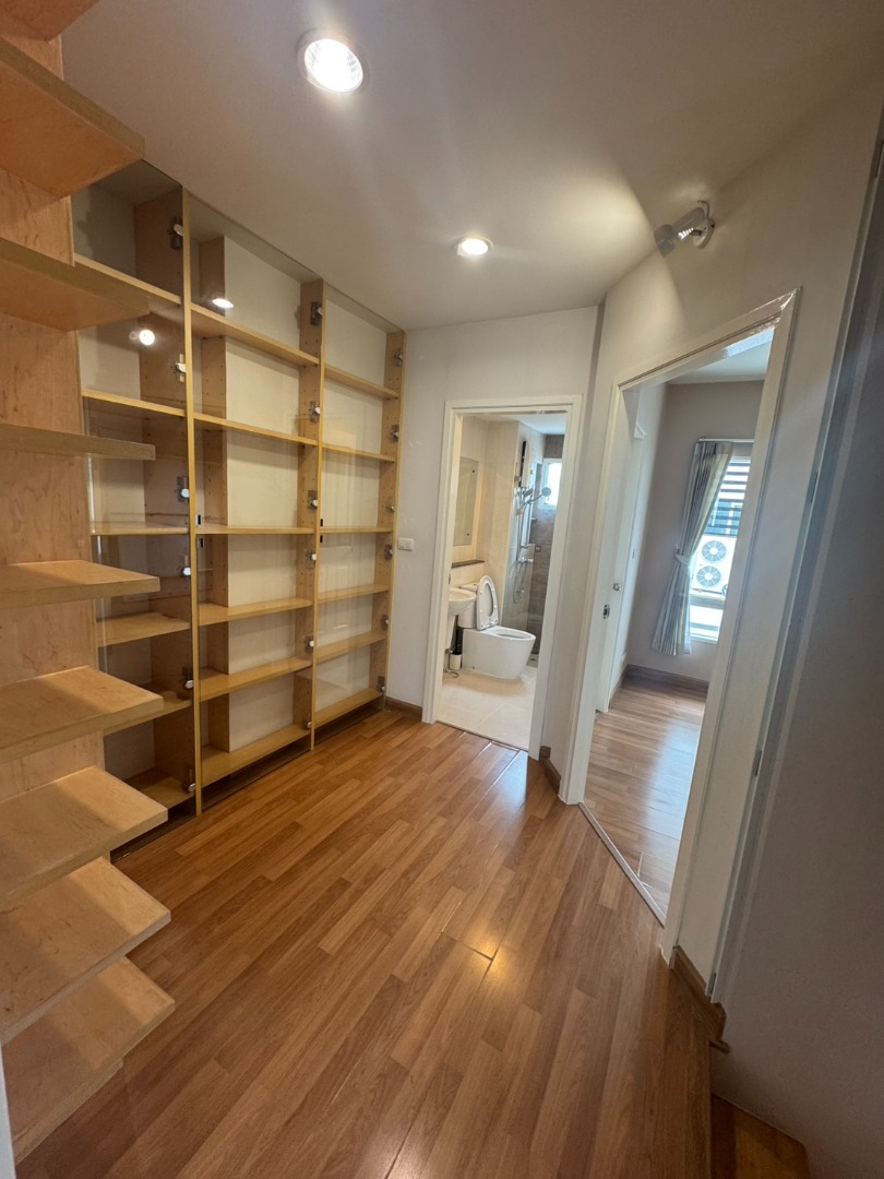 🏡 Corner 3-Storey Townhome for Rent Baan Klang Muang Urbanion Rama 9 – Ladprao – รูปที่ 4
