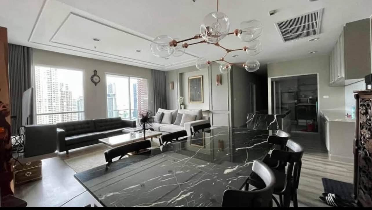 Centric St. Luis Sathorn 3 Beds 3 Baths ชั้น 25 บนสุด ขนาด140 ตรม