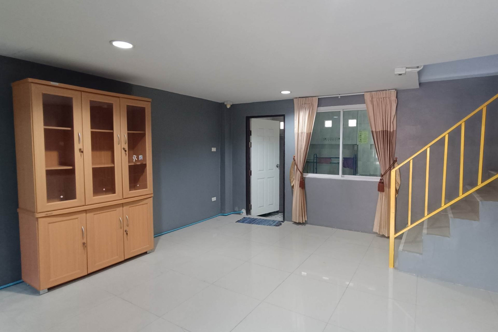 Townhome, shophouse for rent 13,000 / sale 3.4 million, Phutthamonthon Sai 4, ready to move in, 4 air conditioners. – รูปที่ 4