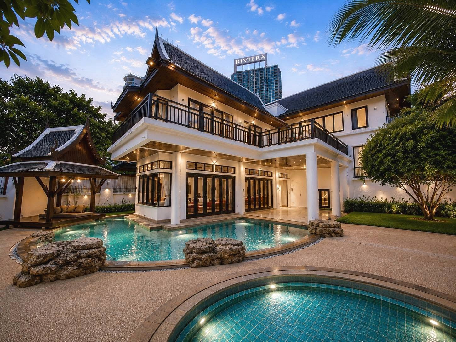 Modern Thai Style Pool Villa for Rent in Pattaya Modern Thai Style Pool Villa for Rent in Pattaya