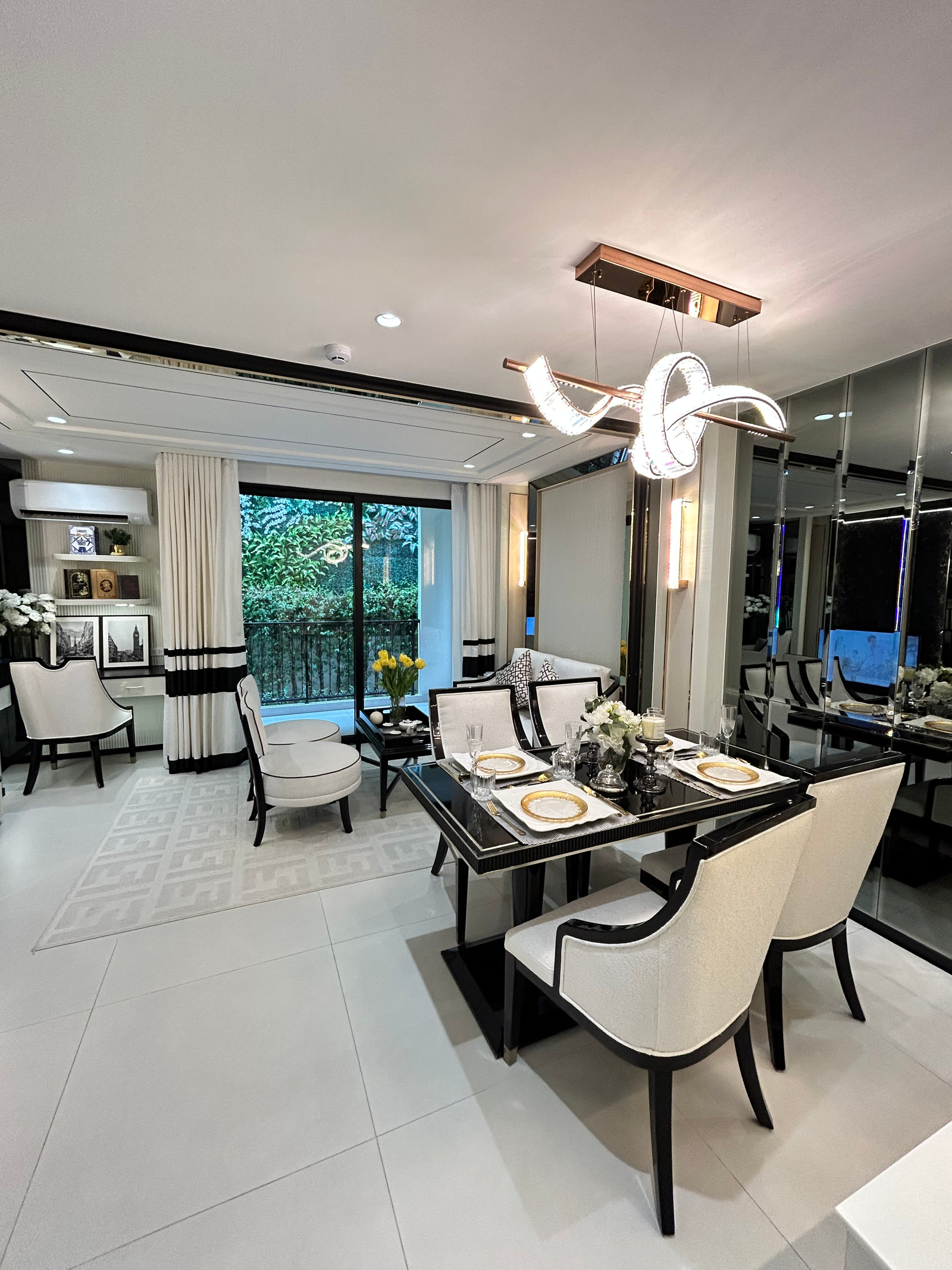 Condo EMBASSY PATTAYA Private Luxury Wellness Residence near Jomtien Beach. Condo EMBASSY PATTAYA Private Luxury Wellness Residence near Jomtien Beach.