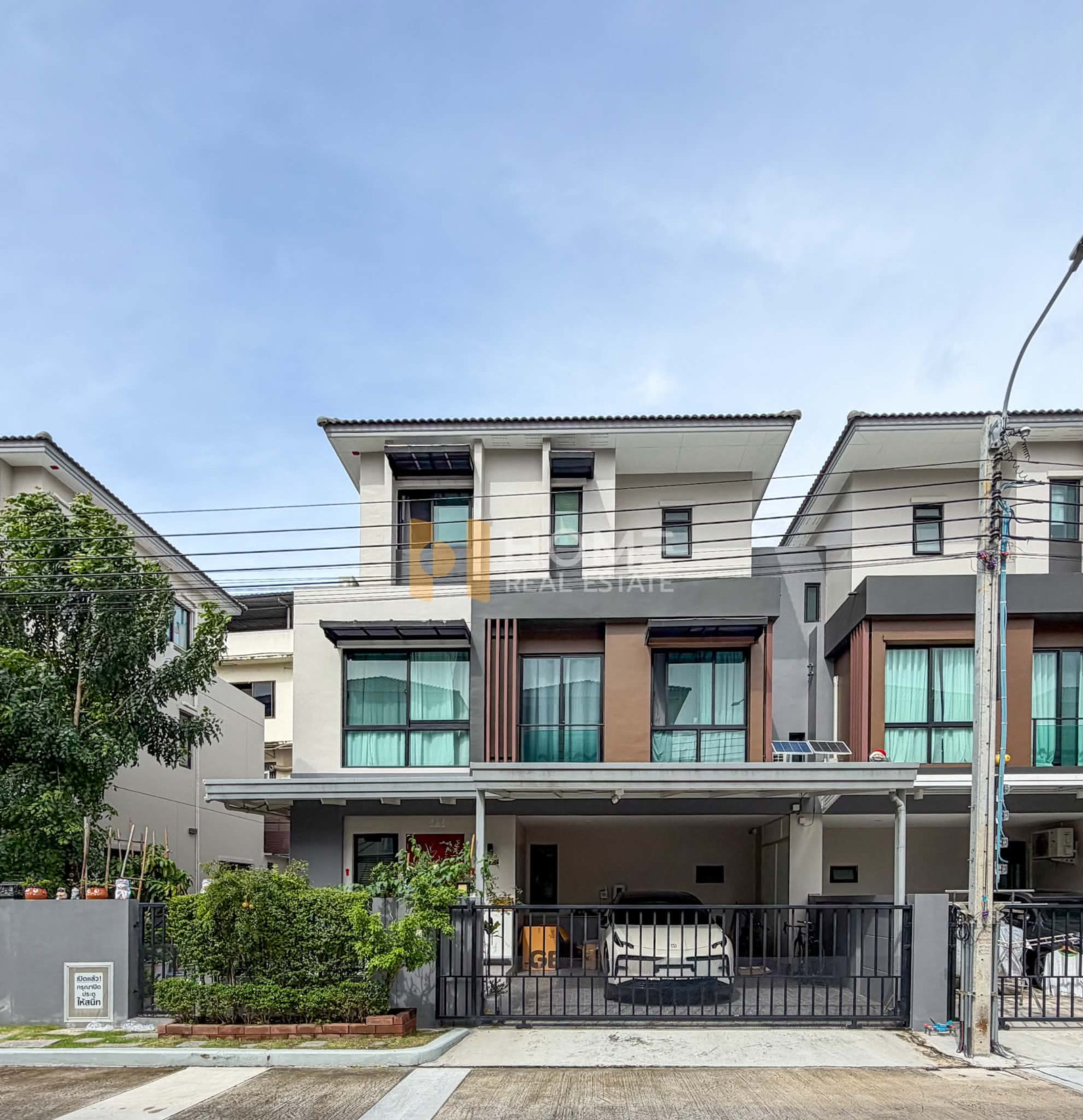 Ninya Kanlapaphruek / 4 Bedrooms (FOR SALE) BALL398 Ninya Kanlapaphruek / 4 Bedrooms (FOR SALE) BALL398