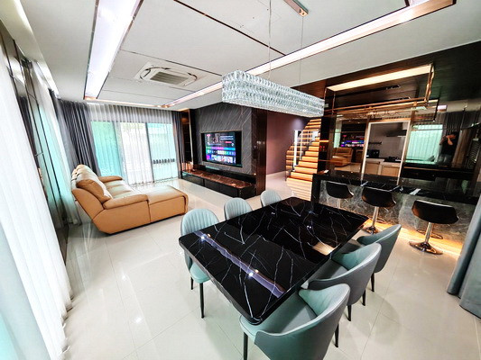 FOR RENT BURASIRI WATCHARAPOL / 4 bedrooms 4 bathrooms / 65 Sqw. 222 Sqm. **80,000** CLOSE TO OR-NGERN MARKET – รูปที่ 4