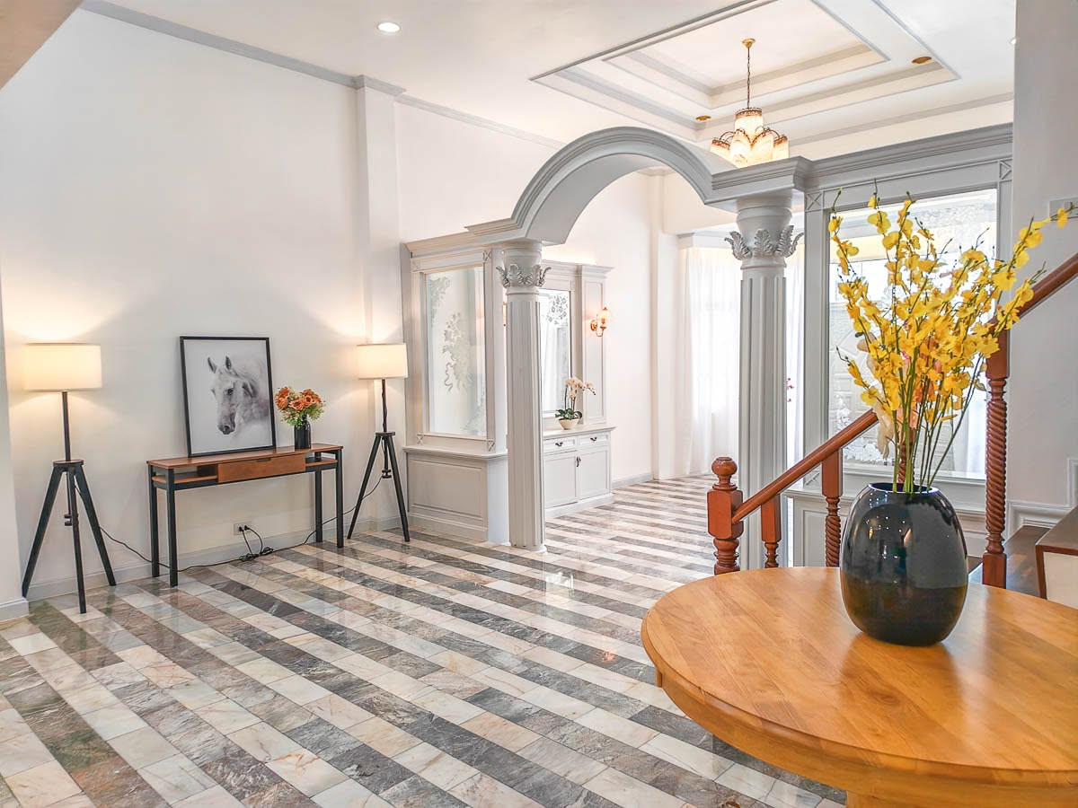 🏡 LUXURY 6-BEDROOM HOME 📍 Rama 3 – Sathu Pradit | Easy Access to Sathorn & Silom – รูปที่ 2
