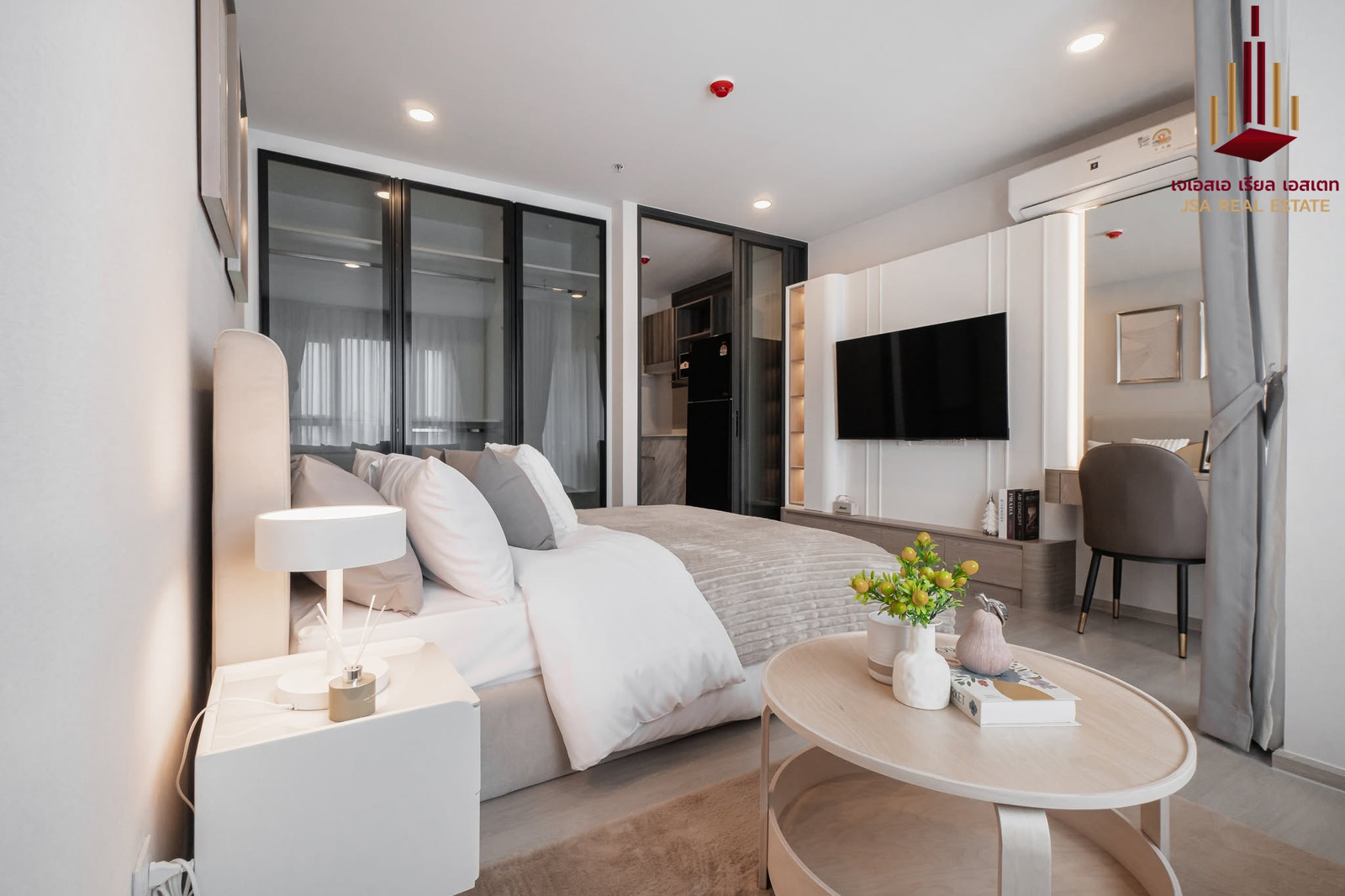 ✨ For Rent: Aspire Onnut Station Condo ✨ 💰 Only 20,000 THB/month