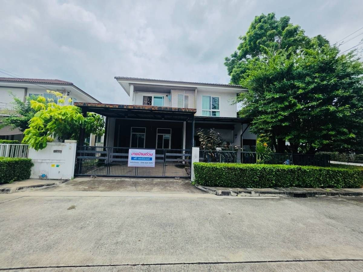 🔥 Urgent sale! Corner plot house, 64.5 sq m, prime location, Chaiyaphruek-Ramindra, great price, 5.5 million! 🔥