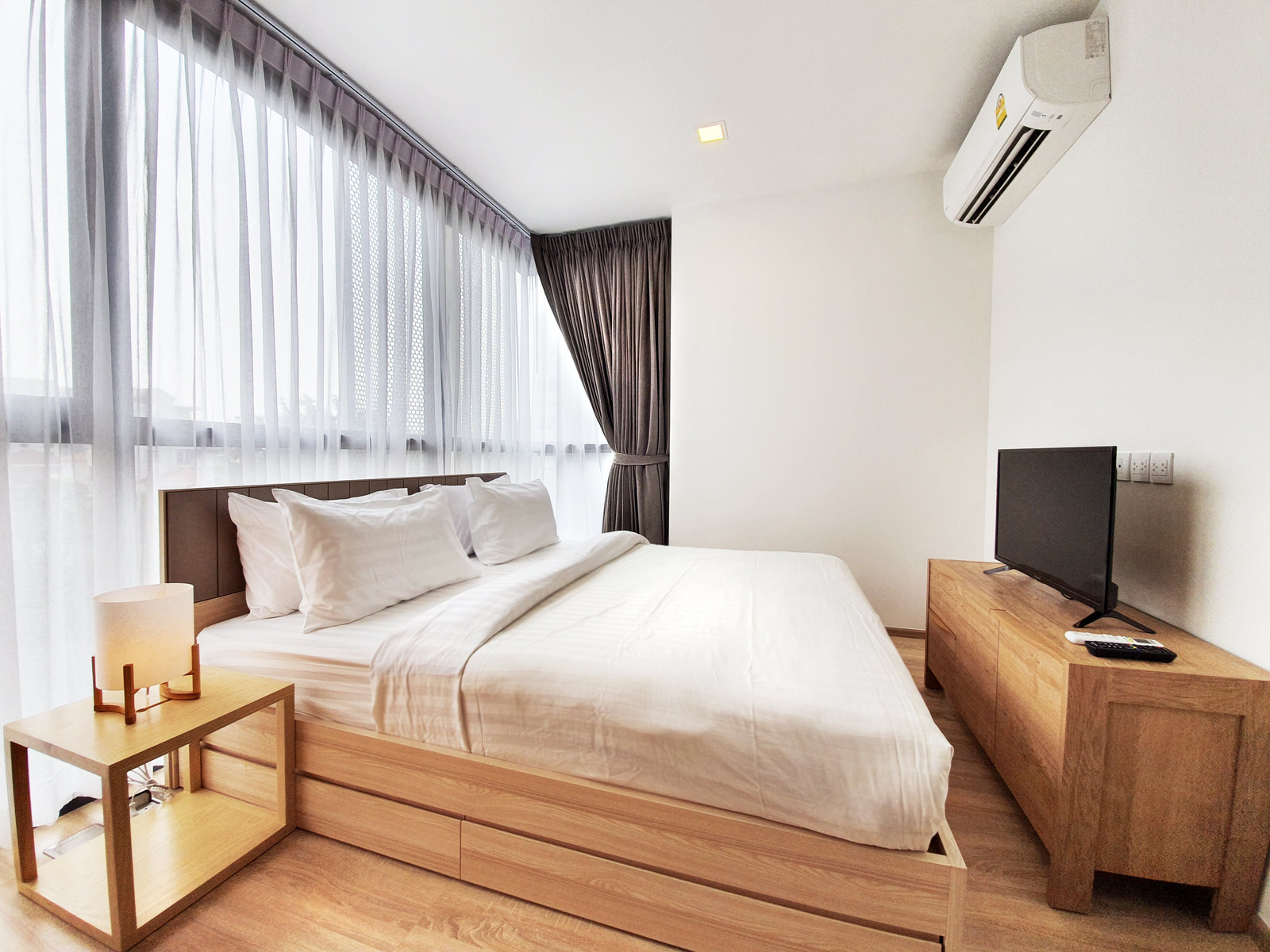 ขาย!ให้เช่า!!! 2 ห้องนอน Taka Haus Ekamai 12 ห้องสวย BTS เอกมัย พร้อมอยู่ 62ตรม 41,000/เดือน เพียง 7.99ล้านบาท