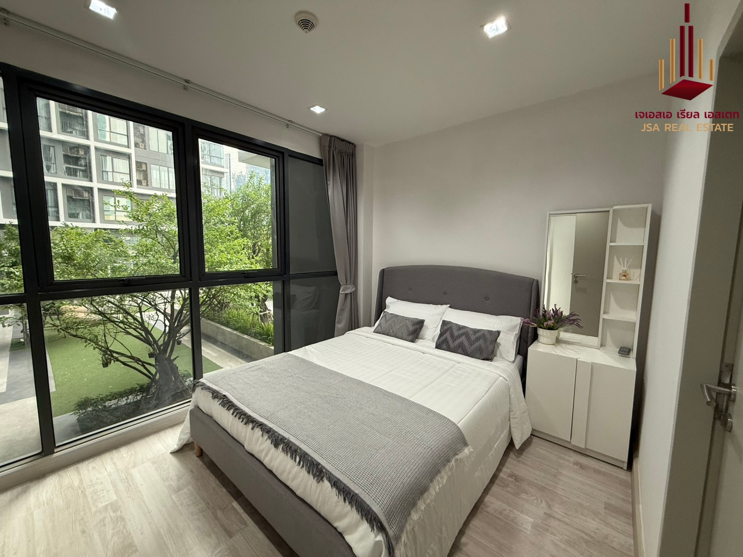 ✨ For Sale: Ideo Mobi Rama 9 Condo ✨ 💰 Only 4,950,000 THB ✨ For Sale: Ideo Mobi Rama 9 Condo ✨ 💰 Only 4,950,000 THB