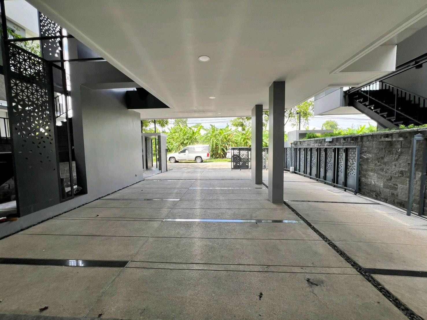โฮมออฟฟิศให้เช่า ติดโรงเรียนเด่นหล้า เกษตร-นวมินทร์ | 517 ตร.ม. | 4 ชั้น | จอด 8 คัน – รูปที่ 2
