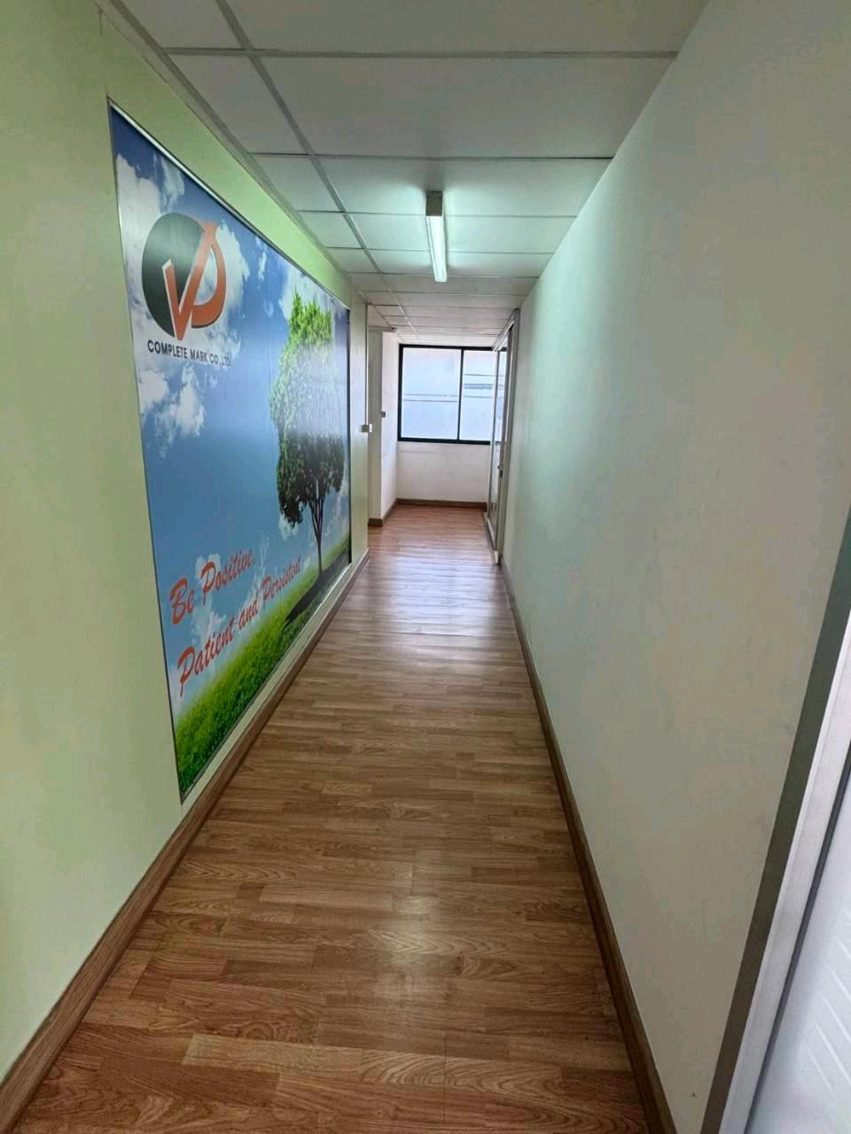 ว่างให้เช่า!!  ตึก 5 ชั้น ใกล้สนามบินดอนเมือง ราคาถูก สภาพดี พร้อมเข้าอยู่ จอดรถได้ 4-5 คัน – รูปที่ 4