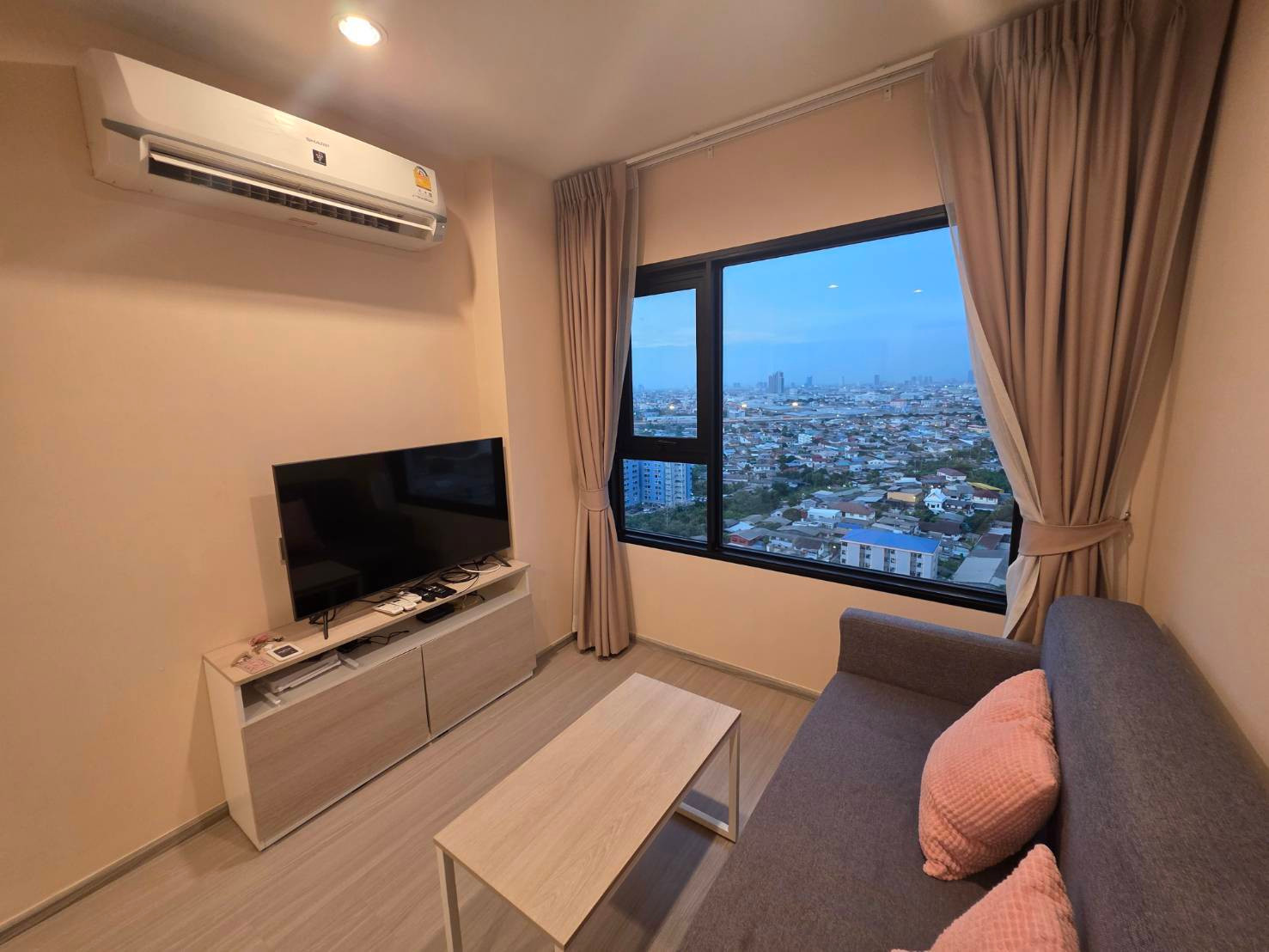 PFD-09152 Condo for sale, Aspire Erawan Prime, fully furnished, ready to move in, next to BTS Chang Erawan 🏙️ PFD-09152 Condo for sale, Aspire Erawan Prime, fully furnished, ready to move in, next to BTS Chang Erawan 🏙️