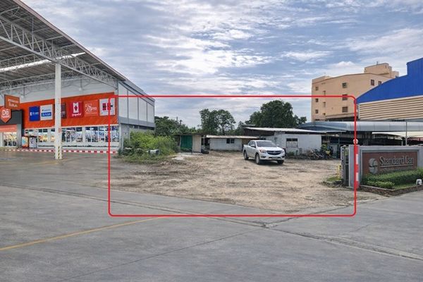 only 200 m. from Chularat 3 Inter Hospital Land for rent in Bang Phli 175 sq.wah, 700 sq.m., opposite Le Thanat Hotel, 650 m. from DoHome
