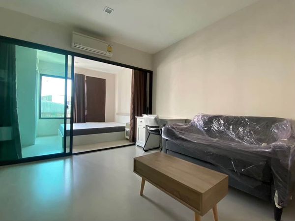 lette Pixel Sathorn, 1 bedroom condo, fully furnished, available and ready for rent.