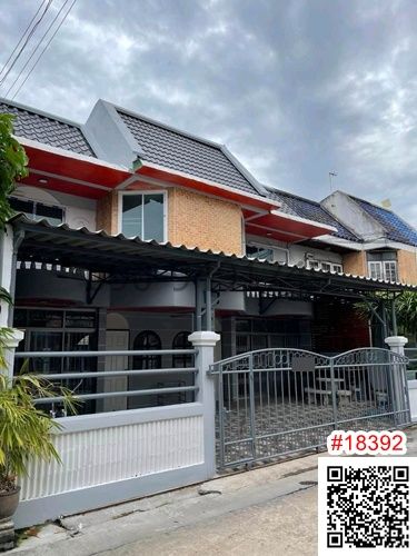 Rent 2 townhouses, attached inside, close to Central Rama 2.