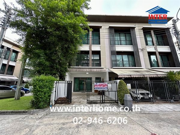 Townhome, 3 floors, 18.5 sq m, Klang Muang Village, Nawamin 42, Soi Nawamin 42, Nawamin Road, Kaset-Nawamin Road, Seri Thai Road, Bueng Kum District, Bangkok.