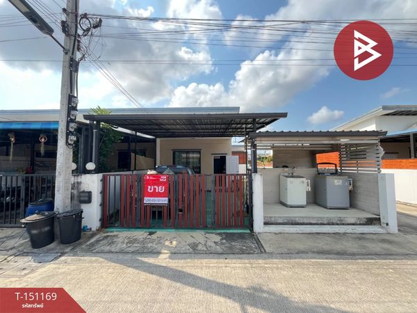 Townhouse for sale Phetlada Village 3 Phraeksa-Theparak Samut Prakan
