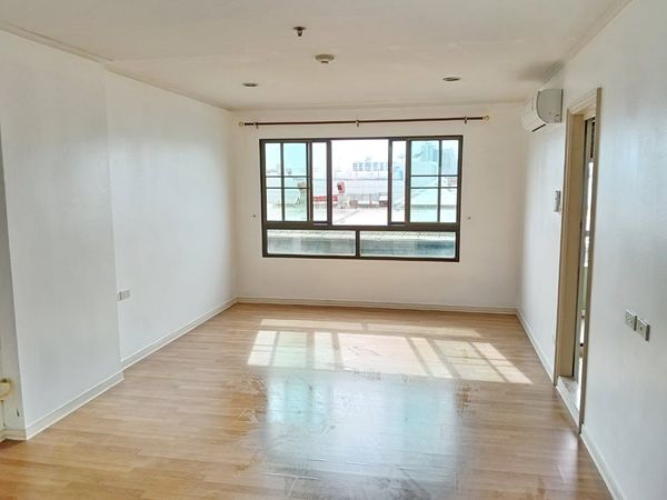💥 [𝐏-𝟏𝟑𝟕𝟒𝟖𝟓] FOR RENT ลุมพินี เพลส พระราม 3-ริเวอร์วิว : วิวเมือง ลมเย็นสบาย! ใกล้ BRT เจริญราษฎร์ 𝟗,𝟎𝟎𝟎/ด. | Line ID @easycondoplus | 099-229-6397