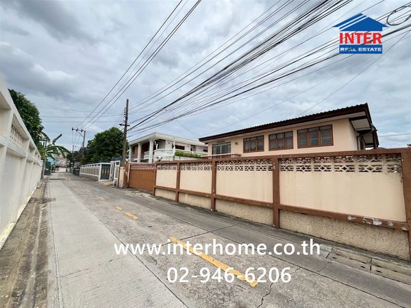 บ้านเดี่ยว 2 ชั้น 99 ตร.ว. บ้านเดี่ยว ซอยจรัญสนิทวงศ์69 ถนนจรัญสนิทวงศ์ ถนนสิรินธร เขตบางกอกน้อย กรุงเทพมหานคร 