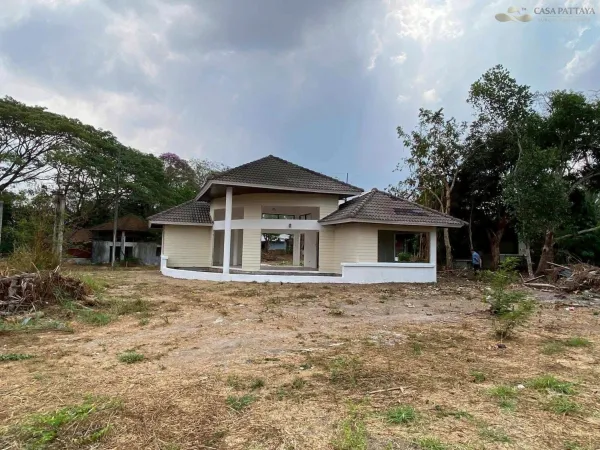 Loss Sale! Single House in Pattaya Country Club with Large Plot