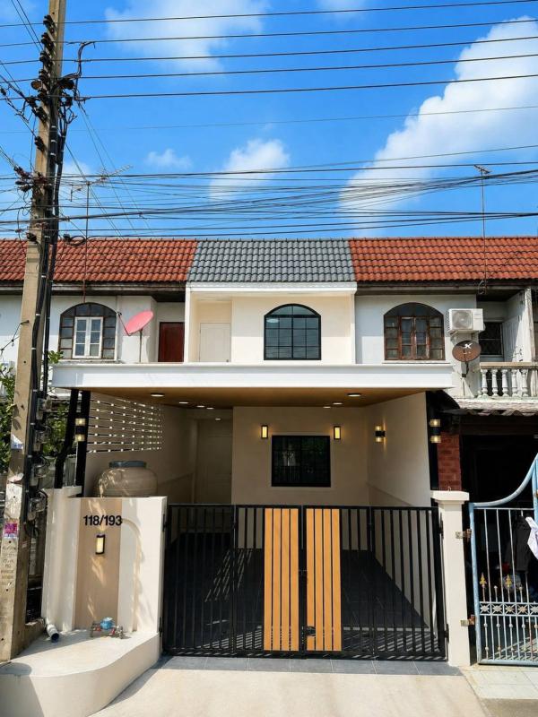 ขายทาวน์เฮ้าส์/ทาวน์โฮม  บ้านบัวทอง 2 รีโนเวทใหม่ บางรักพัฒนา บางบัวทอง นนทบุรี CX-174555