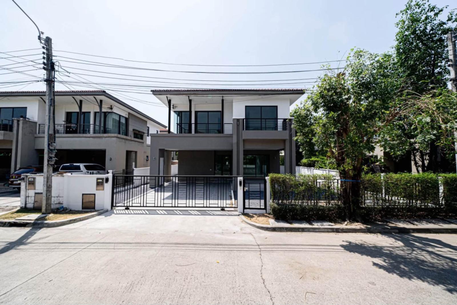 For Sale House , THE CENTRO WATCHARAPOL , wide frontage , newly renovated , O Ngoen , Sai Mai , Bangkok , CX-175307 For Sale House , THE CENTRO WATCHARAPOL , wide frontage , newly renovated , O Ngoen , Sai Mai , Bangkok , CX-175307