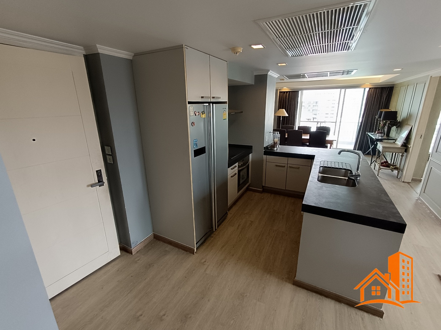ห้องชุด 144 ตร.ม ชั้น 8 – รูปที่ 2