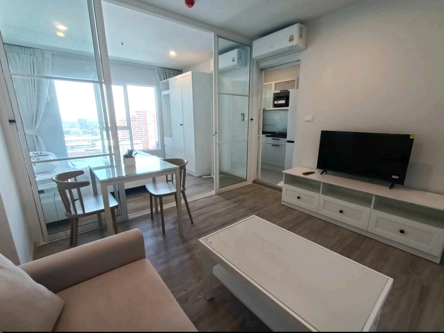 For rent: Regent Home Bangna. (New Project) For rent: Regent Home Bangna. (New Project)