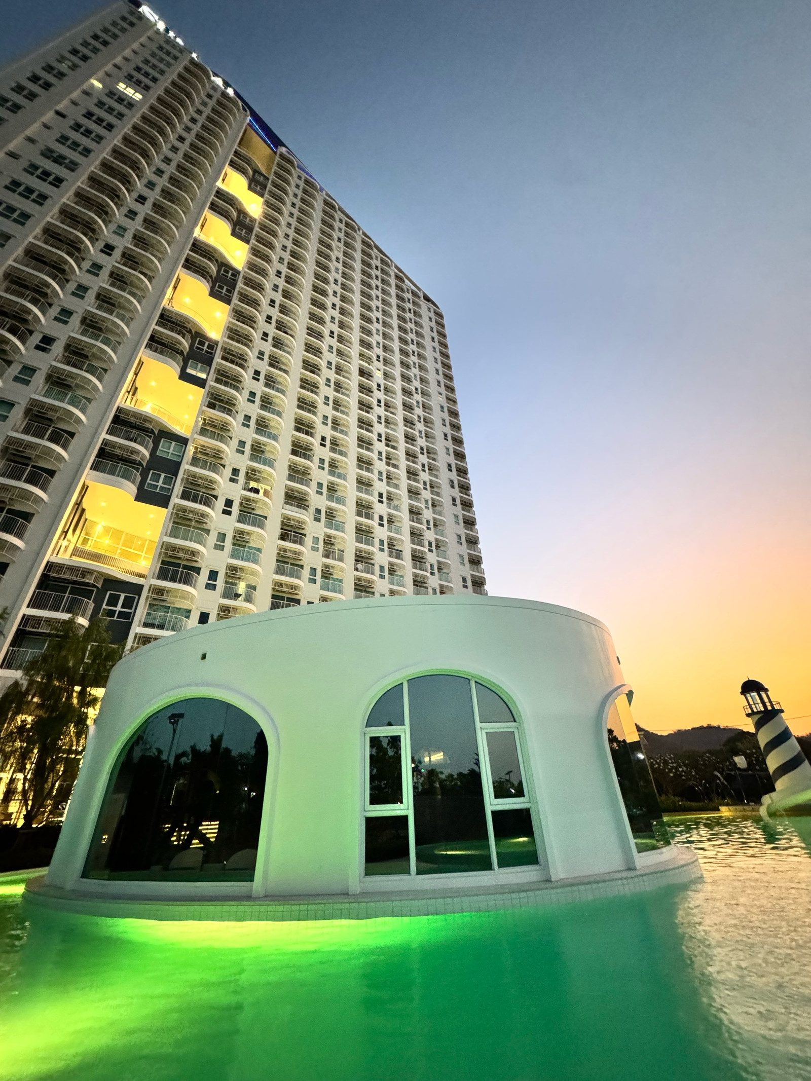 Fully furnished 2 Bedroom For Sale Fully furnished 2 Bedroom For Sale