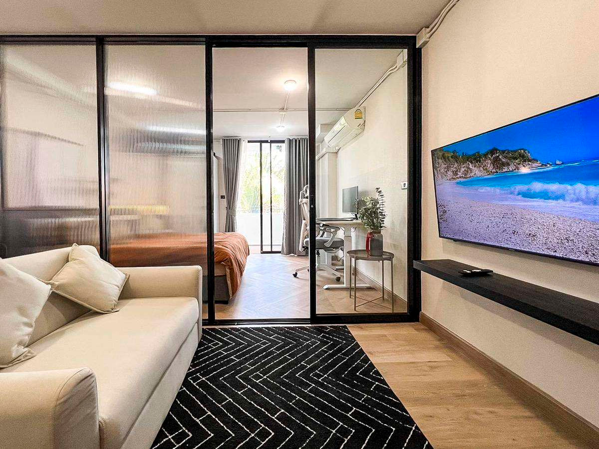 Stylish Studio Apartment Boonyamas Mansion (BM016)