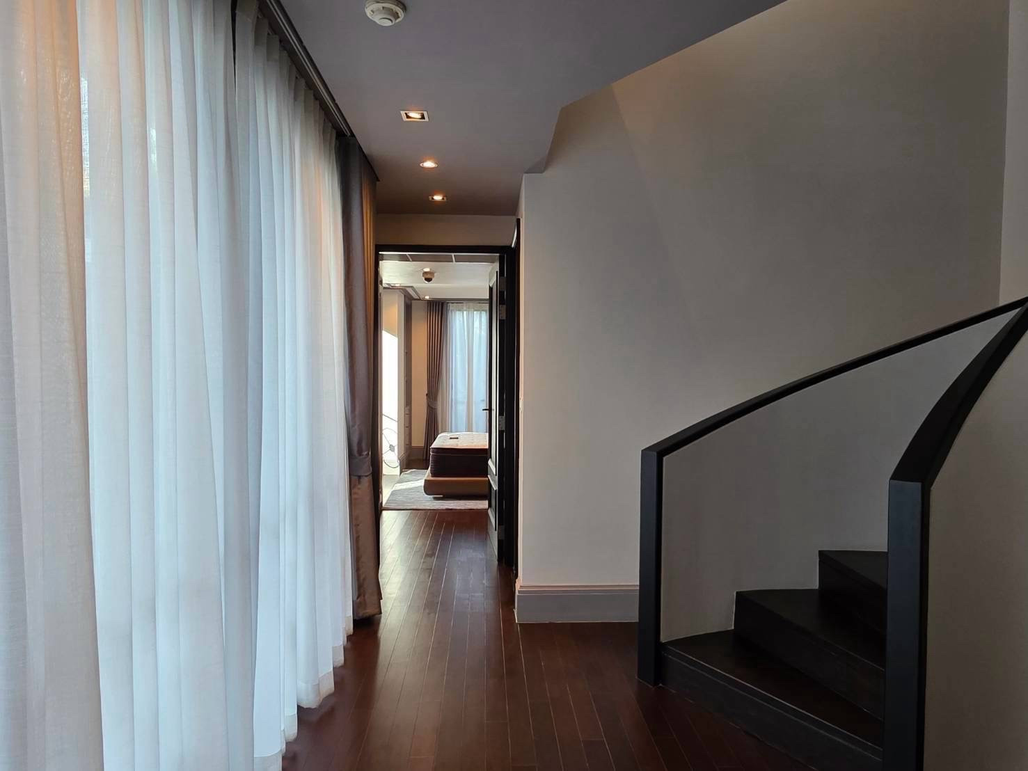 สำหรับขาย: บ้านลักซ์-สาทร – บ้านหรูในเมืองพร้อมสระว่ายน้ำบนดาดฟ้าส่วนตัว – รูปที่ 4