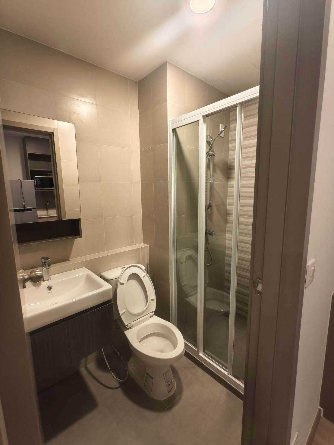 ให้เช่า/Rent  ห้องใหม่ ไม่เคยมีผู้เช่า/New room  Aspire Sukhumvit-Rama4 – รูปที่ 4