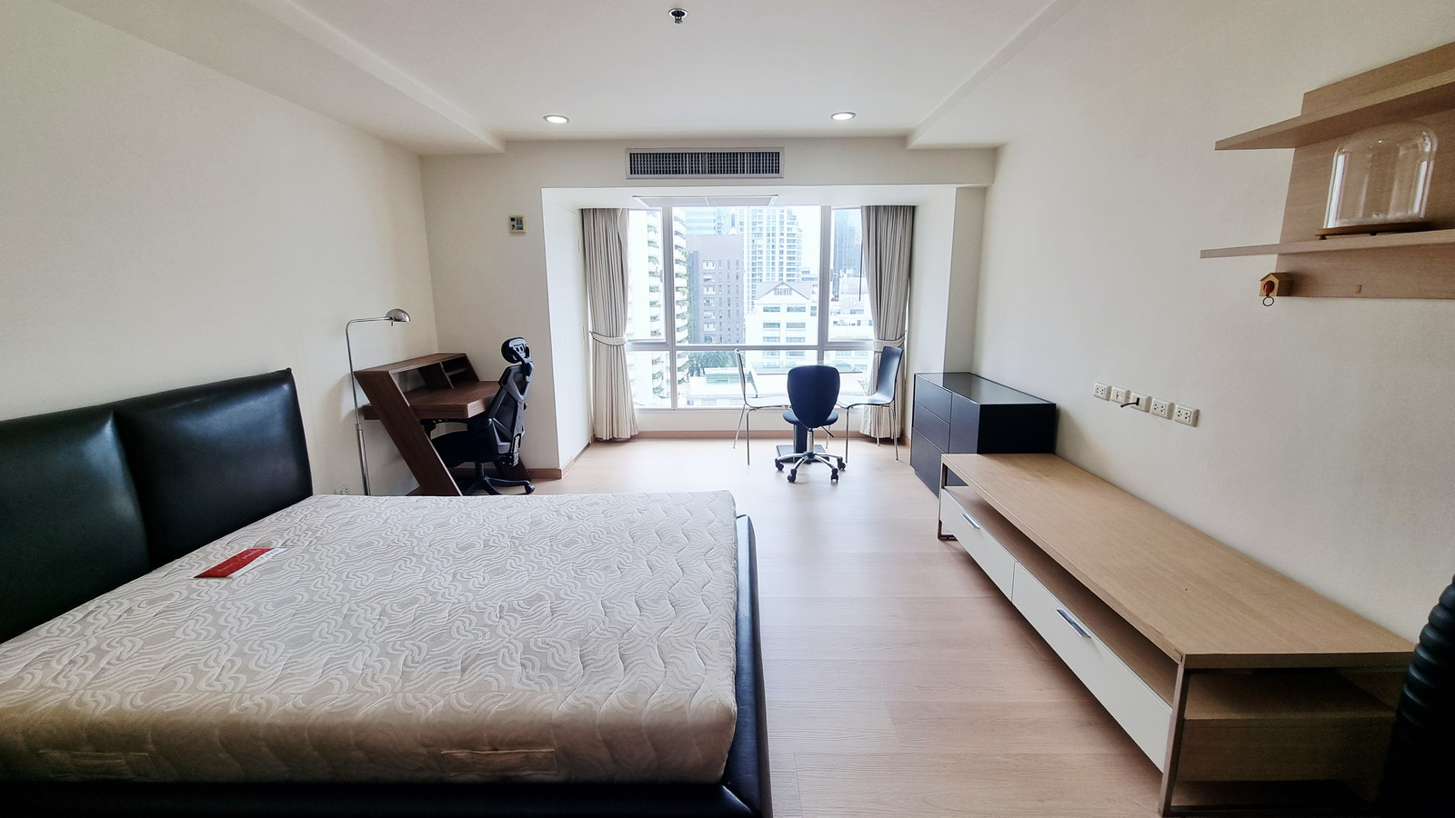The Trendy Condominium ขาย/เช่า The Trendy Condominium ขาย/เช่า