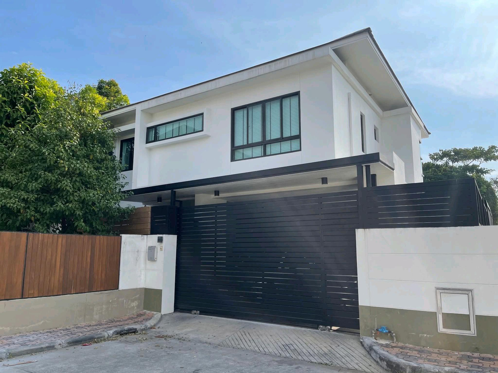 ✅ FOR SALE ✅ Villa Arcadia Srinakarin – Si Dan 22 🔥 HOT DEAL ✅ FOR SALE ✅ Villa Arcadia Srinakarin – Si Dan 22 🔥 HOT DEAL