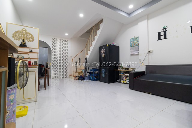 Townhouse for sale Kritsana Village 2, minimalist style, ready to move in, Sam Khok-Pathum Thani. (No need to pay common fees for life!) – รูปที่ 3
