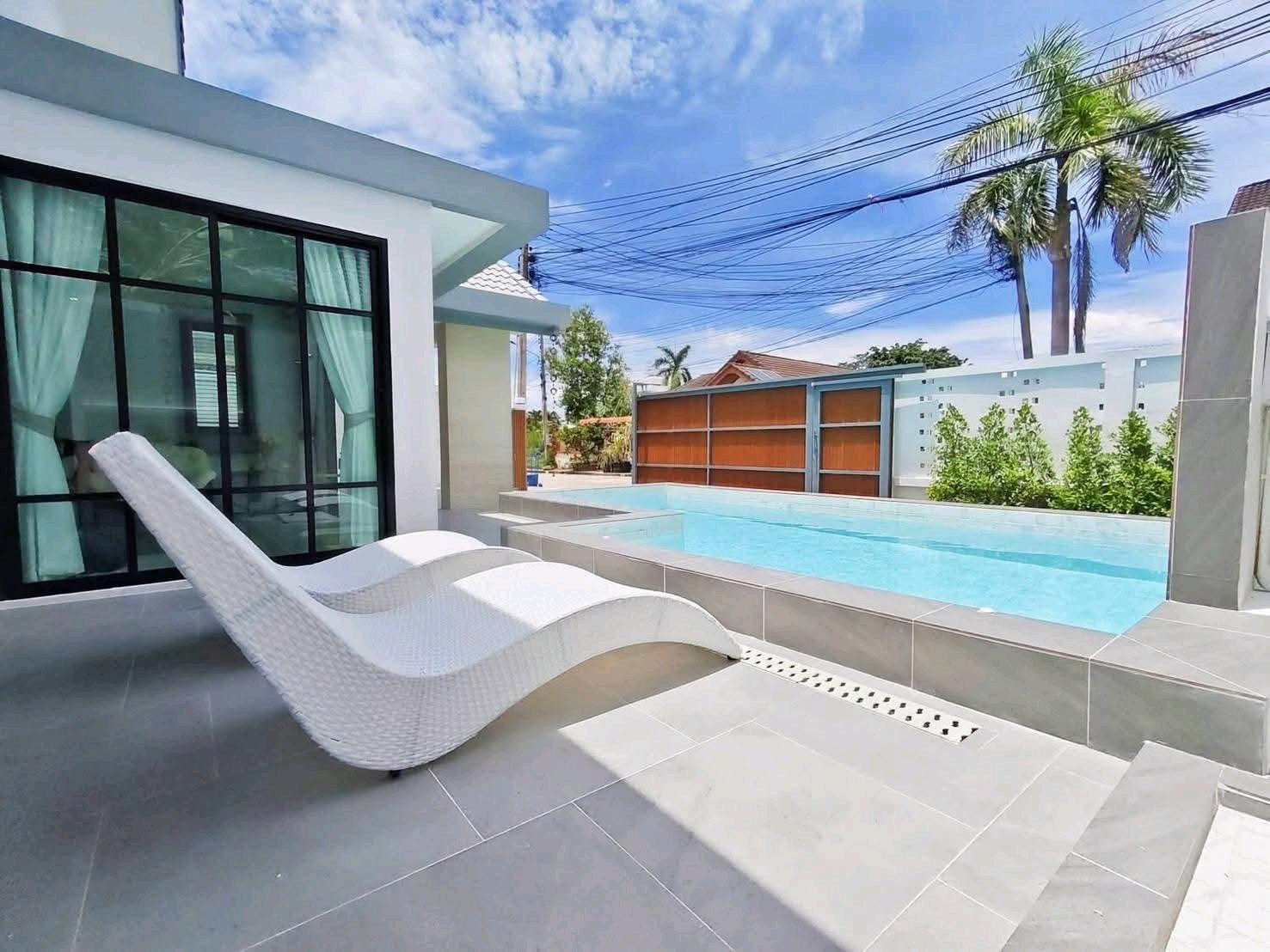🔥 ขาย 𝗔𝗥𝗘𝗬𝗔 𝗩𝗜𝗟𝗟𝗔 𝗣𝗔𝗧𝗧𝗔𝗬𝗔 | PRIVATE POOL VILLA 🌊 | รีโนเวทใหม่ทั้งหลัง | ใกล้อ่างมาบประชัน – มอเตอร์เวย์