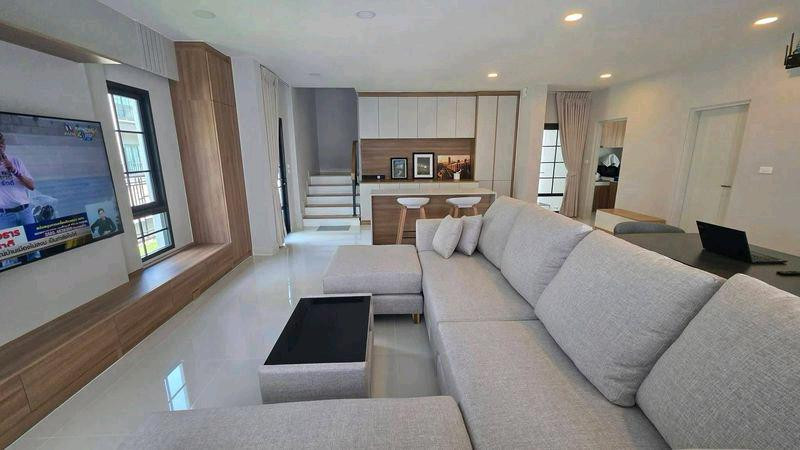 ✅FOR RENT✅ Centro Bangna 🔥 HOT DEAL