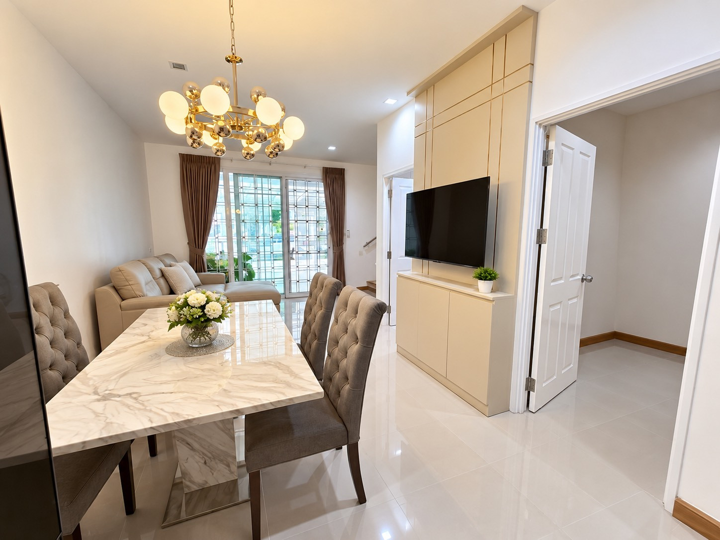 🏡 Townhome for rent Golden Town Bangna-Suan Luang House with furniture You can move in now. Convenient location to travel Suitable for families 🏡 Townhome for rent Golden Town Bangna-Suan Luang House with furniture You can move in now. Convenient location to travel Suitable for families