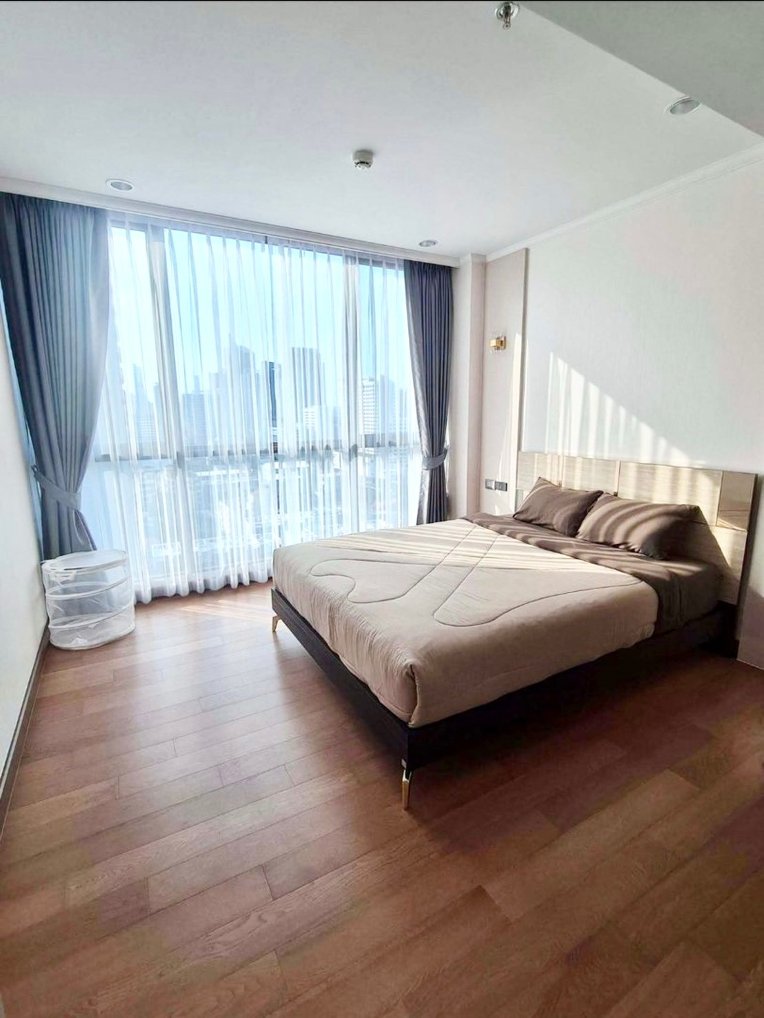 ✨ ให้เช่าคอนโดหรู สุขุมวิท 39 ห้องสวย ชั้นสูง เฟอร์ครบ พร้อมเข้าอยู่! ✨ ให้เช่าคอนโดหรู สุขุมวิท 39 ห้องสวย ชั้นสูง เฟอร์ครบ พร้อมเข้าอยู่!