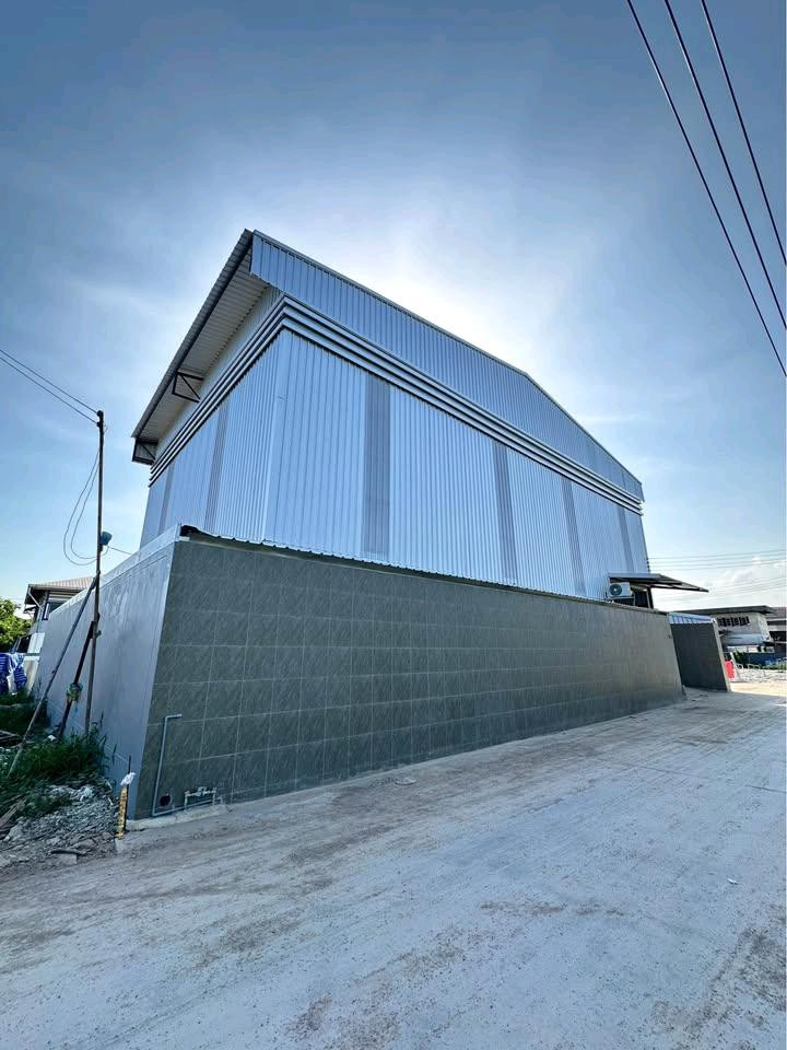 New warehouse for rent Ready to move in, Samae Dam location, Rama II, usable area 390 sq m. New warehouse for rent Ready to move in, Samae Dam location, Rama II, usable area 390 sq m.