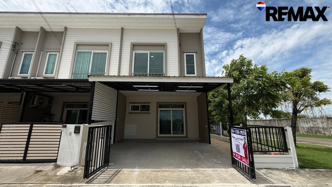 ขายทาวน์เฮ้ากิ่งแก้ว ลาดกระบัง สุวรรณภูมิ แปลงมุม Q District กิ่งแก้ว-สุวรรณภูมิ บางนา บ้านรีโนเวทแล้ว Q District Kingkaew - Suvarnabhumi ขายทาวน์เฮ้ากิ่งแก้ว ลาดกระบัง สุวรรณภูมิ แปลงมุม Q District กิ่งแก้ว-สุวรรณภูมิ บางนา บ้านรีโนเวทแล้ว Q District Kingkaew - Suvarnabhumi