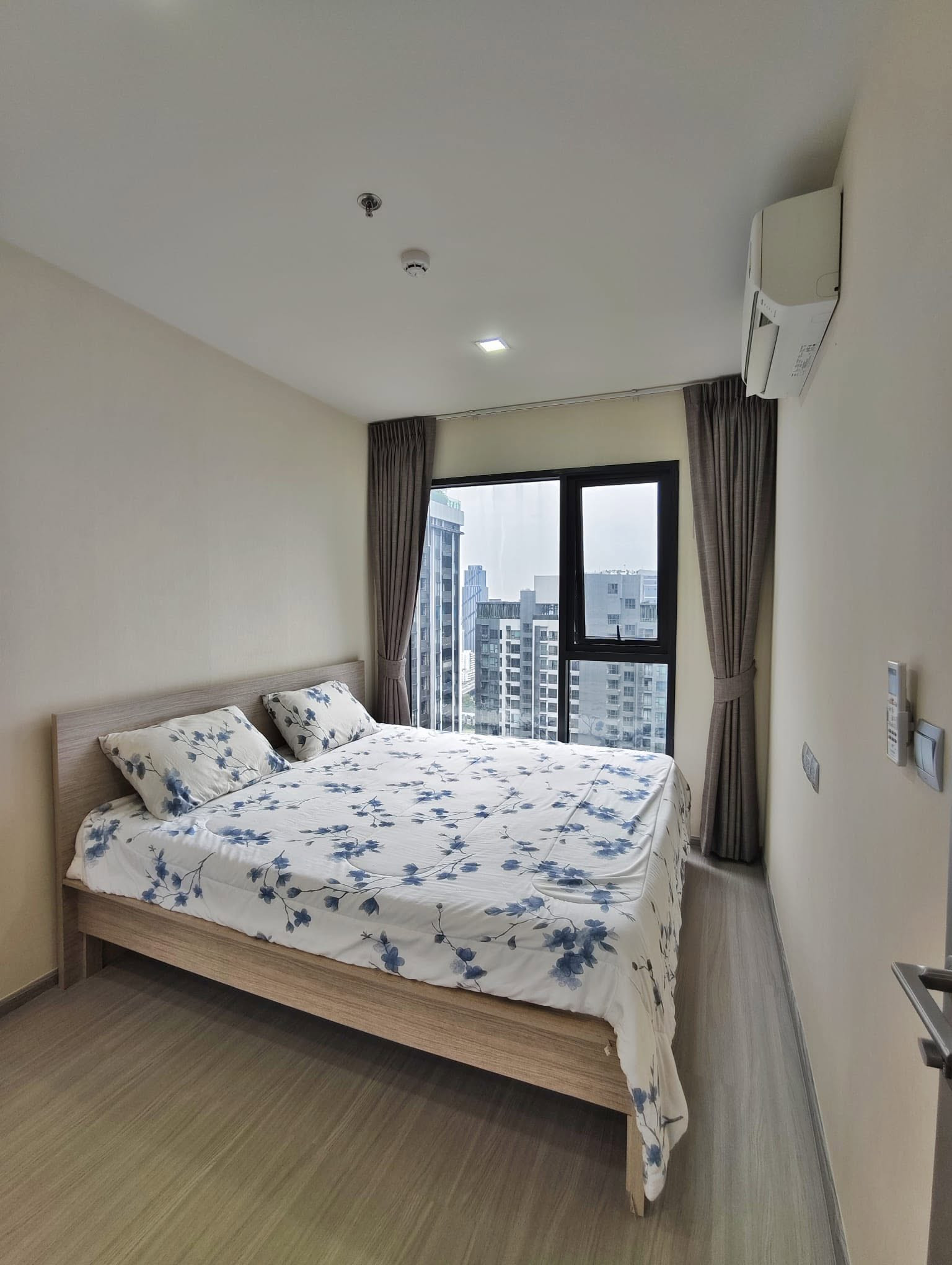 PFD-09147 Condo for rent Life Asoke Hype : Spacious & Elegant 🤎 English-Style Living, Well-Organized & Move-in Ready