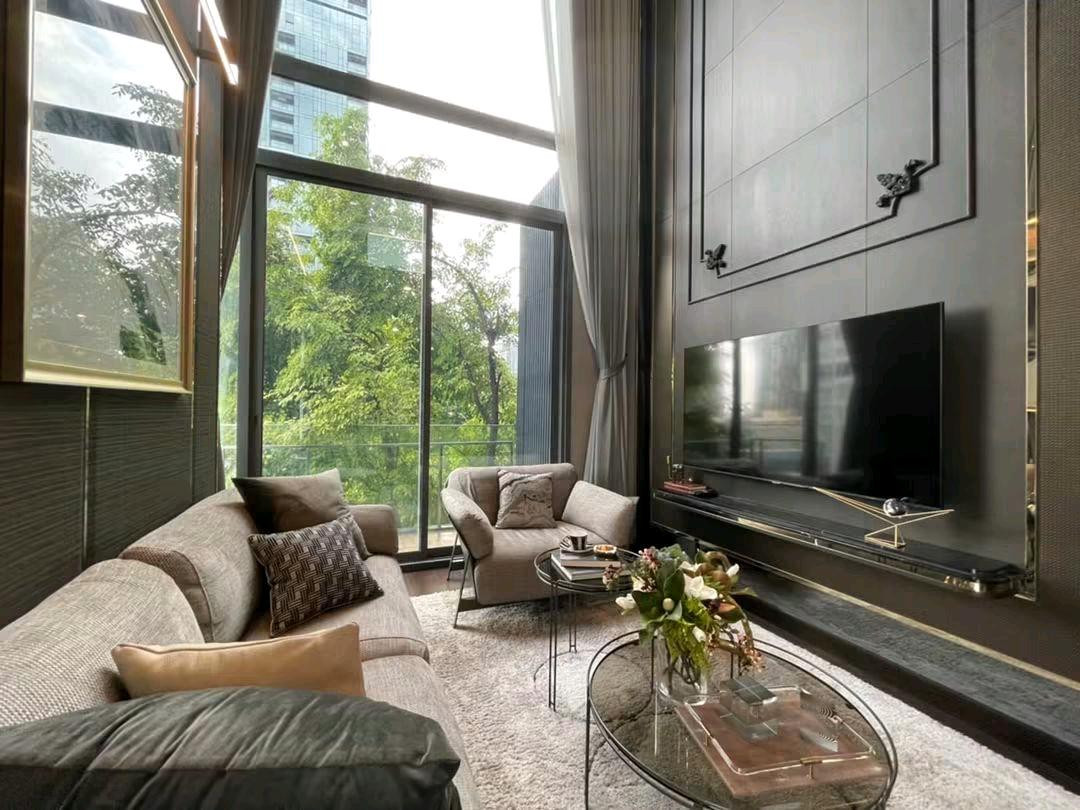 ✨🚇 Luxury Duplex in the heart of Thonglor | Corner room, 2 floors, near BTS Thonglor, only about 200 meters.