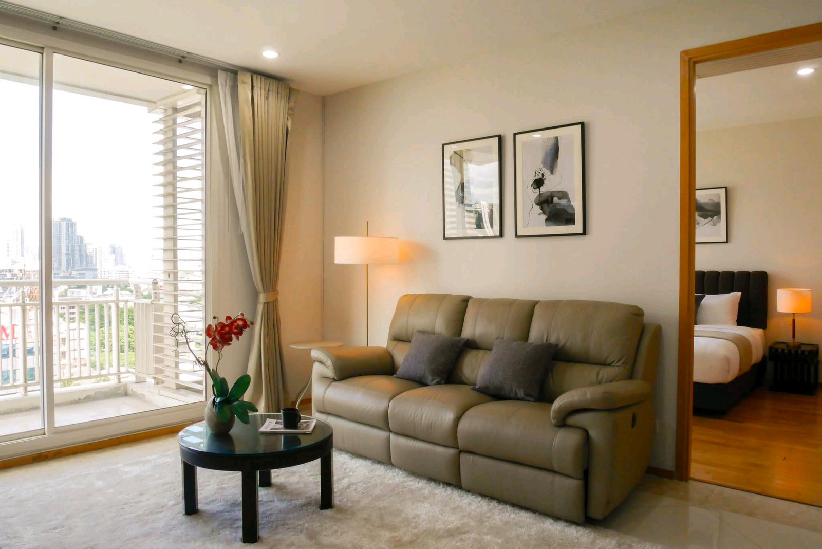 2 Bedrooms | 2 Bathrooms | 110 Sq.m. | Fully Furnished ค่าเช่า 70,000 บาท/เดือน 2 Bedrooms | 2 Bathrooms | 110 Sq.m. | Fully Furnished ค่าเช่า 70,000 บาท/เดือน
