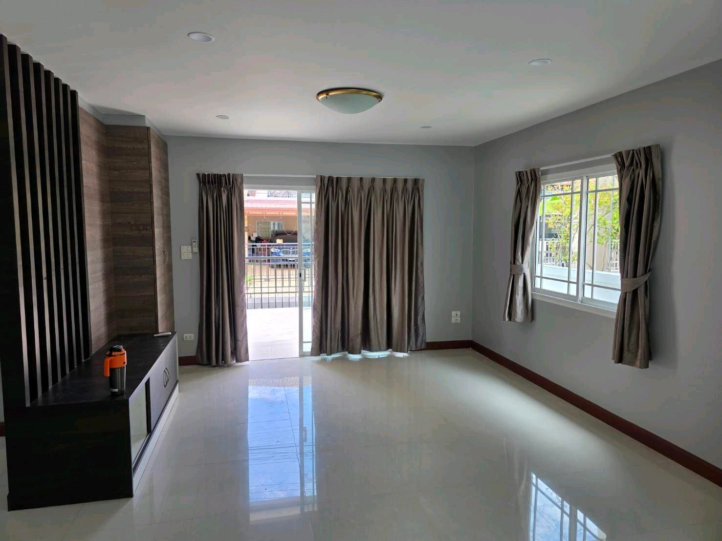 บ้านเช่าหมู่บ้านพิศาลถ.พระราม2บางขุนเทียน ประชาอุทิศ76ใกล้สน.บางขุนเทียน ให้เช่า 26,000บ ตกแต่งใหม่ทั้งหลังสวย สอาด พร้อมเข้าอยู่วันนี้ได้เลยค่ะ081 629 3542 คุณอร – รูปที่ 3