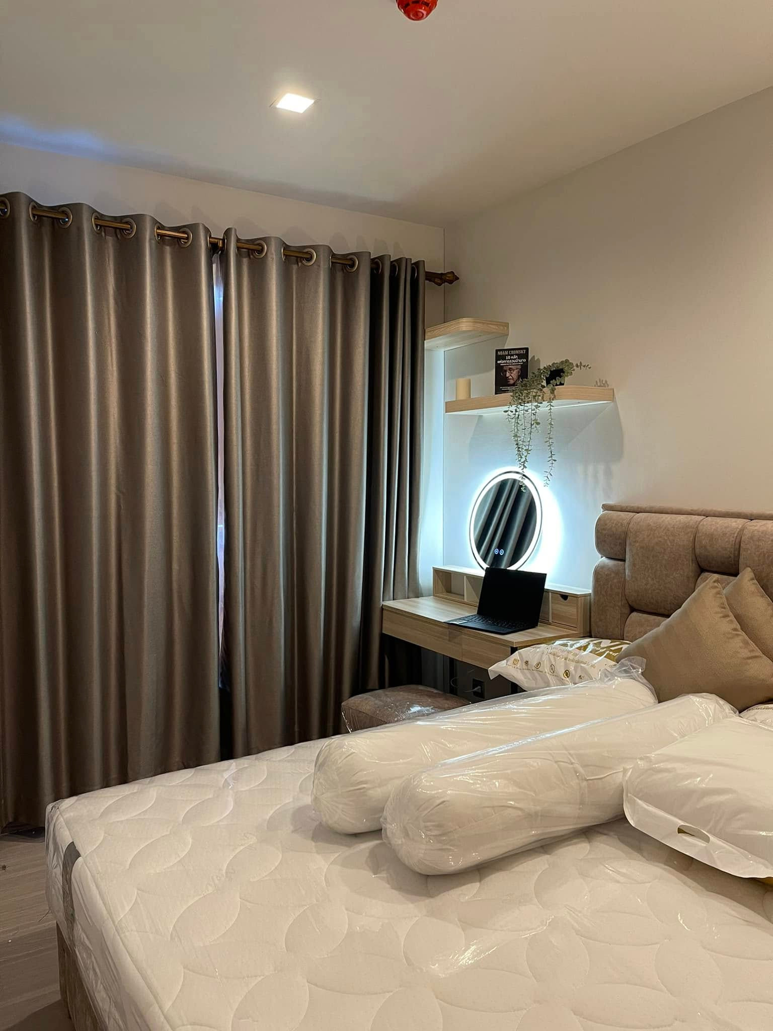 PFD-00940 Condo for rent Life Asoke Hype : Beautifully Designed Nordic-Style Room, Thoughtfully Curated in Every Corner.