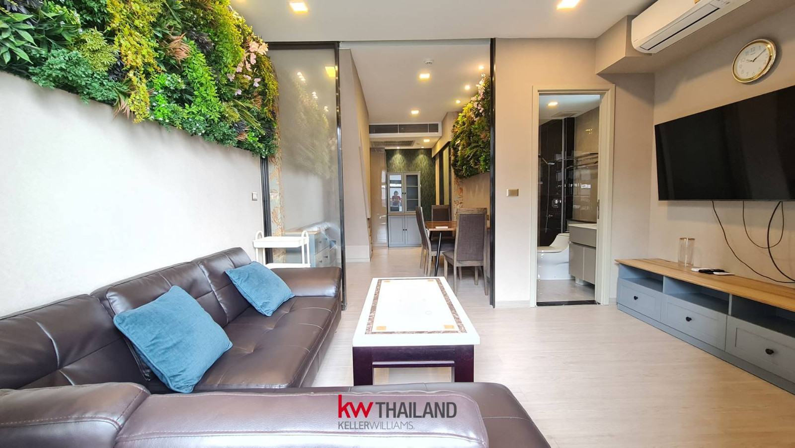 🔥🔥Urgent Rental: One9Five Condo – Rare 2-Bedroom Duplex Unit‼️