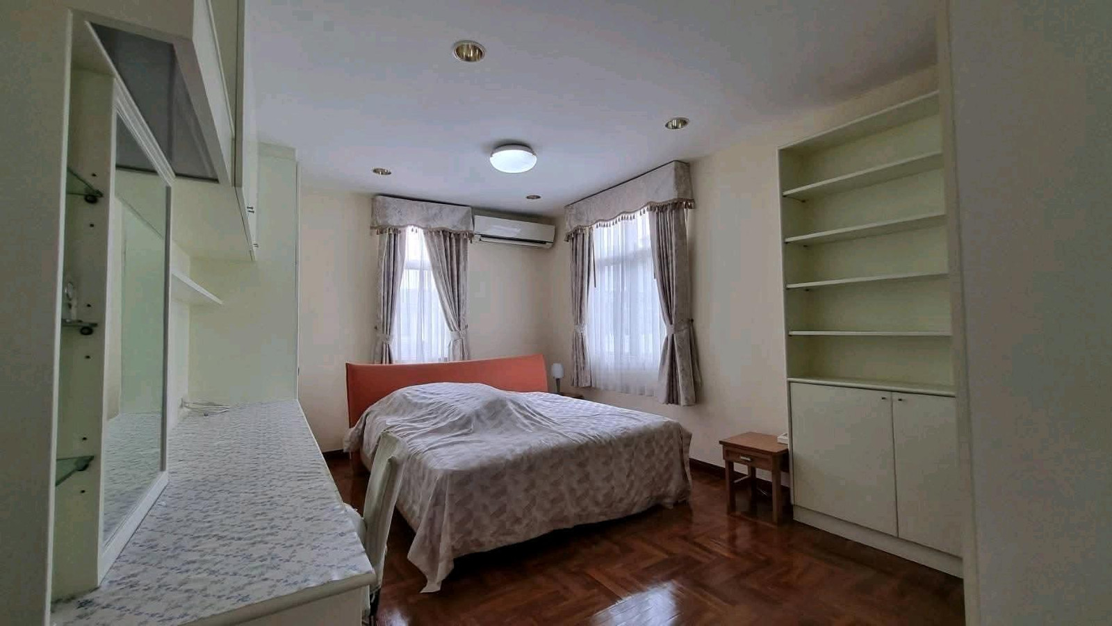 FOR SALE FOR RENTขาย และเช่า บ้านเดี่ยว 2 ชั้น บ้านสวนปริญสิริ ซอยโยธินพัฒนา 3 (Baan Suanparinsiri) FOR SALE FOR RENTขาย และเช่า บ้านเดี่ยว 2 ชั้น บ้านสวนปริญสิริ ซอยโยธินพัฒนา 3 (Baan Suanparinsiri) 60 วา 3 ห้องนอน 3 ห้องน้ำ   – รูปที่ 3