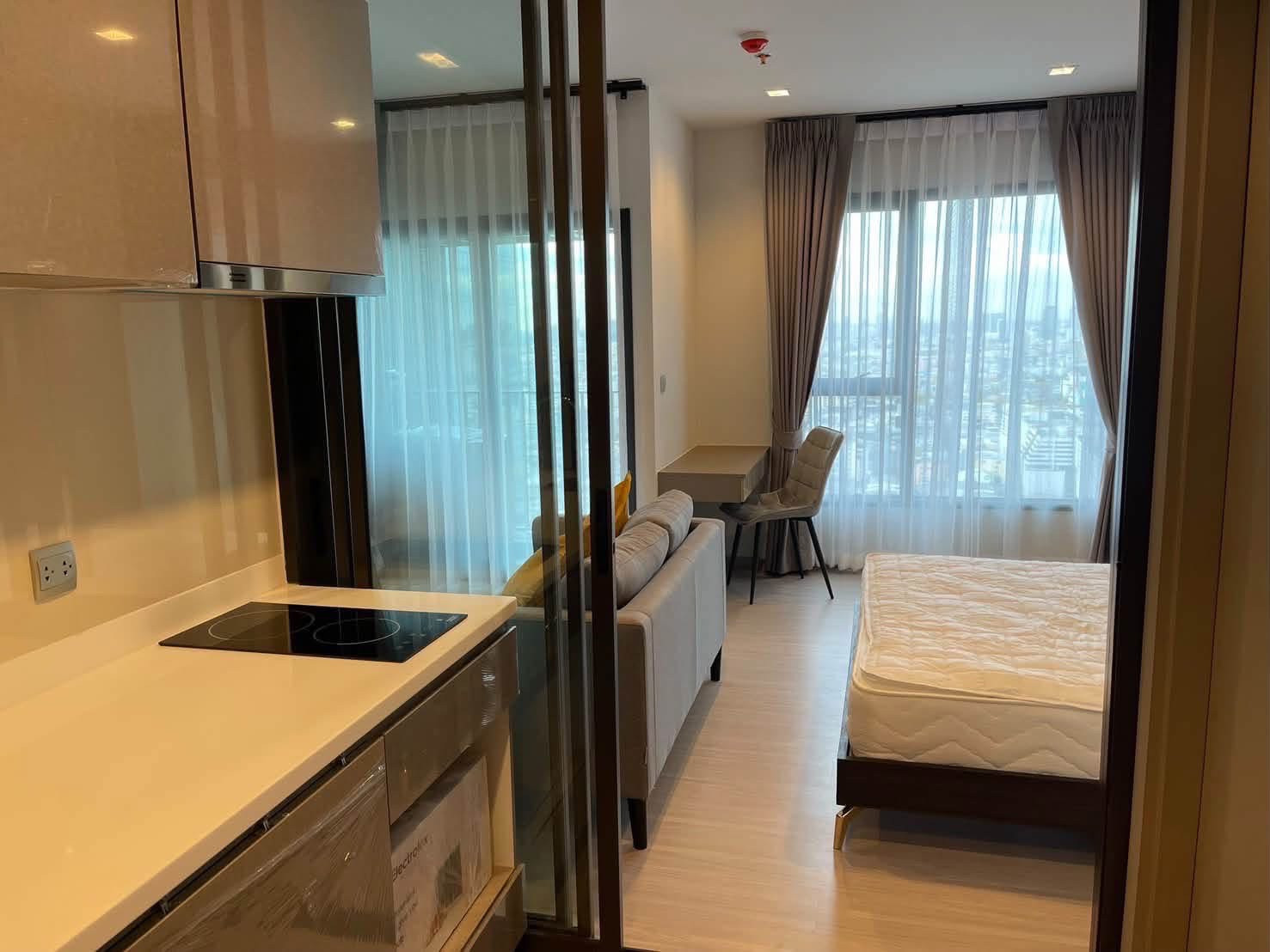 ให้เช่า Life Asoke rama9  [แต่งสวย] ชั้น 32/ พร้อมเข้าอยู่
