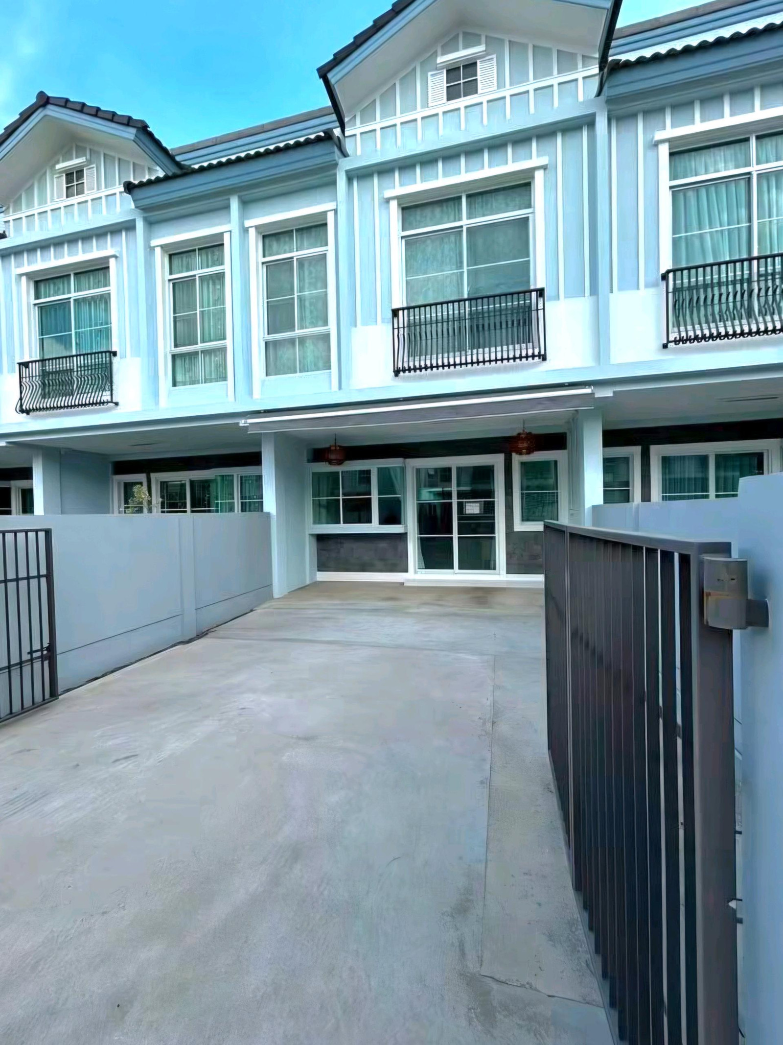 2-story townhome for rent, Indy2 Bangna-Ramkhamhaeng 2  Near Mega Bangna
