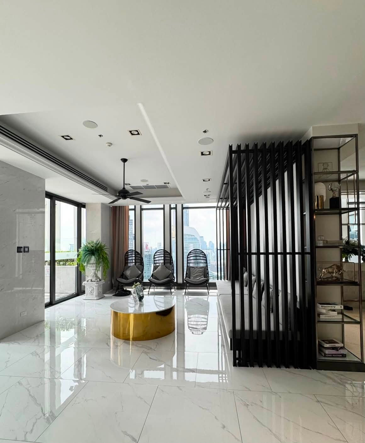 🏙️ For rent Life One Wireless Ploenchit ✨ Corner room, 24th floor | 2 Bedrooms | 2 Bathrooms 🏙️ For rent Life One Wireless Ploenchit ✨ Corner room, 24th floor | 2 Bedrooms | 2 Bathrooms